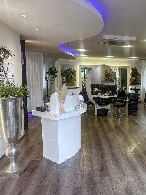 Elementhaar Salon Metzingen